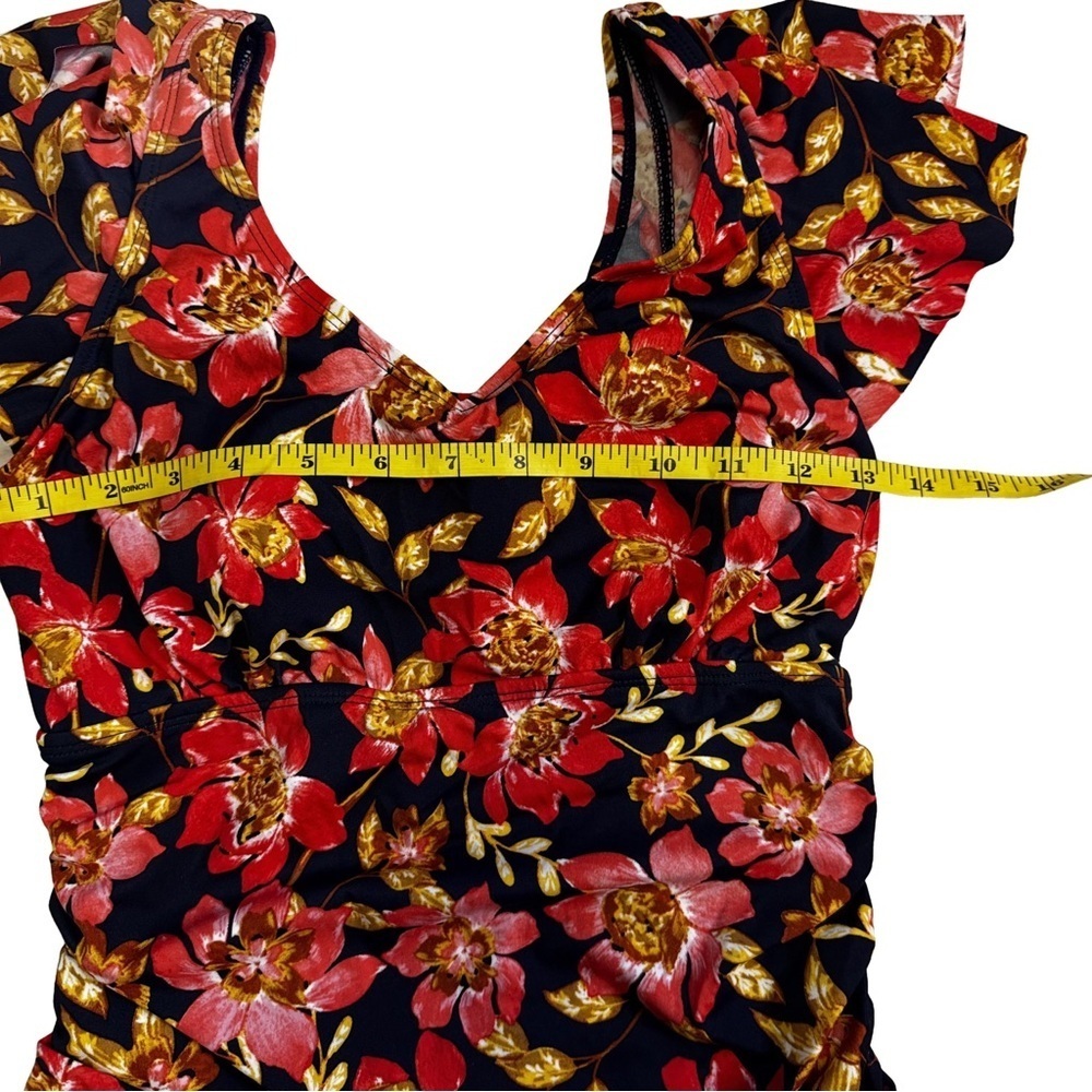 D&Co Beach Floral One-Piece Swimsuit  Size 2 Flutter Sleeve Ruched Bodice NWT - Picture 11 of 12